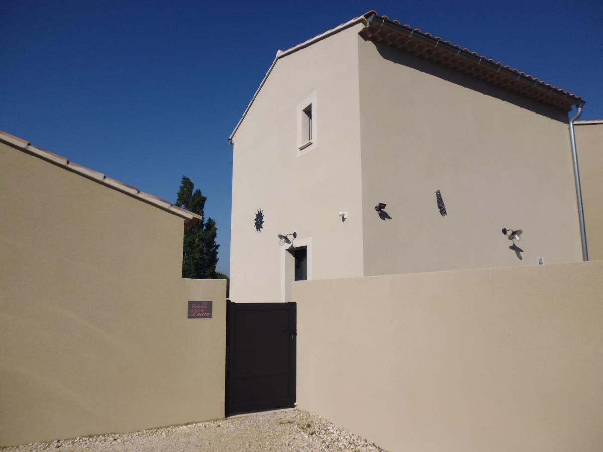 Le Cabanon De Laura LʼIsle-sur-la-Sorgue Exterior foto